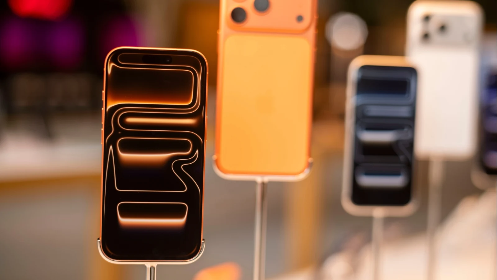 Apple Upgrade: Apple Will Soon Let You Lease Your iPhone with Monthly Payments